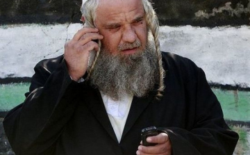 Izraelben meghatározták a kóser okostelefont