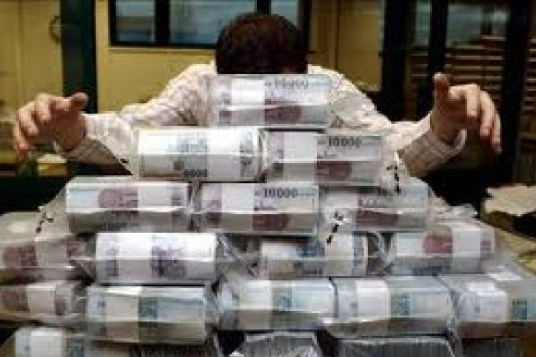 Fidesz: követendő példa lett a magyar gazdaságpolitika