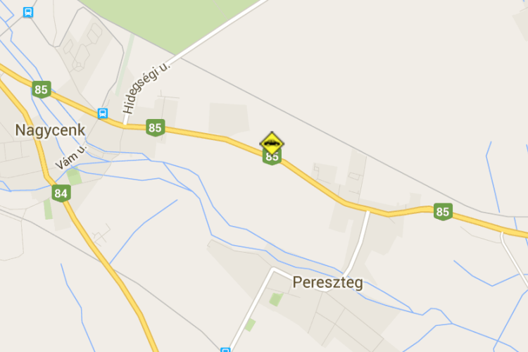 Teljes szélességében lezárták a 85-ös főutat