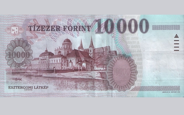 Bevonja a régi tízezer forintos bankjegyeket az év végén az MNB