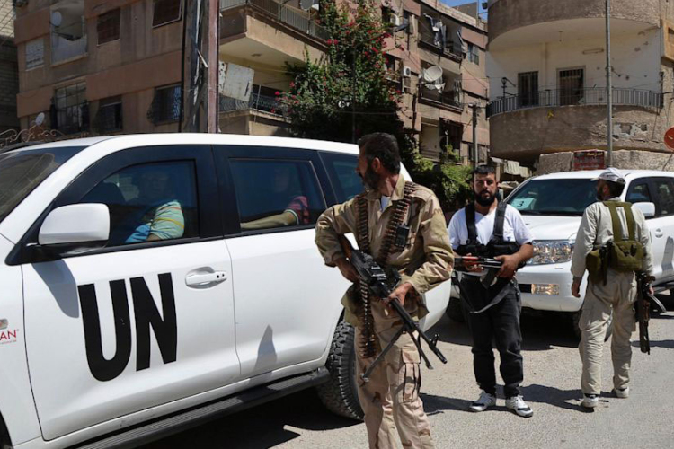 Elhagyták Szíriát az ENSZ ellenőrök - hetekbe telhet a minták kielemzése