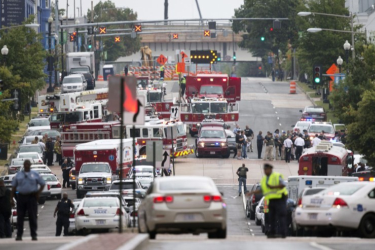 Halottjai vannak a washingtoni haditengerészeti parancsnokságon kitört lövöldözésnek
