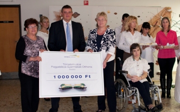 Egymillió forinttal segíti a GYSEV CARGO Zrt. soproni Fogyatékos Gyermekek Otthonát
