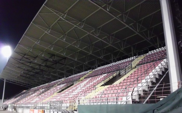 Befejeződött a soproni Káposztás utcai stadion felújításának első üteme