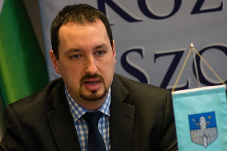 Lazáry Viktor: nem lesz sikeres az MSZP lejárató kampánya