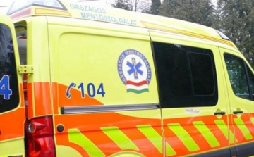 Egy ember meghalt, hét megsérült egy Somogy megyei balesetben