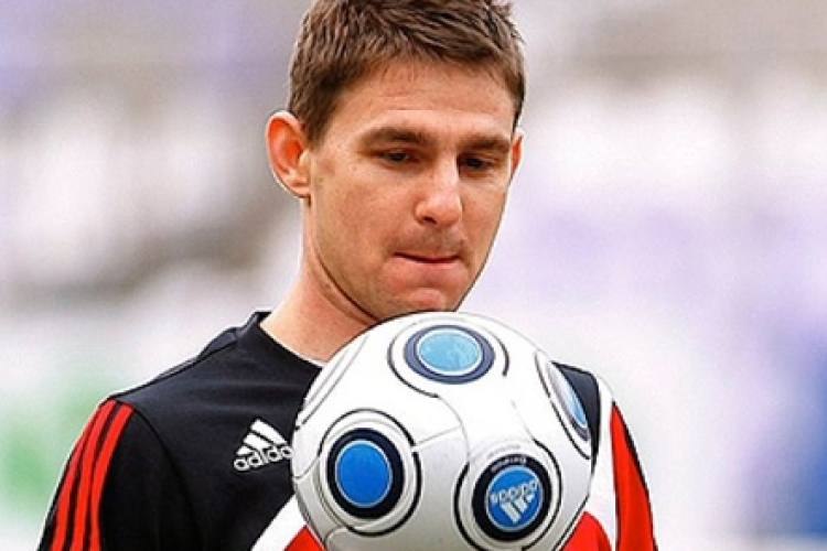 Jól sikerült Gera műtétje, fél évet kell kihagynia