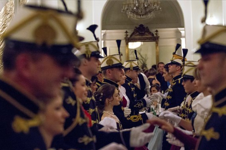 Hagyományőrző Huszár Bál Sopronban 