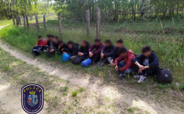 Több mint száz határsértőt tartóztattak föl Csongrád megyében az éjszaka