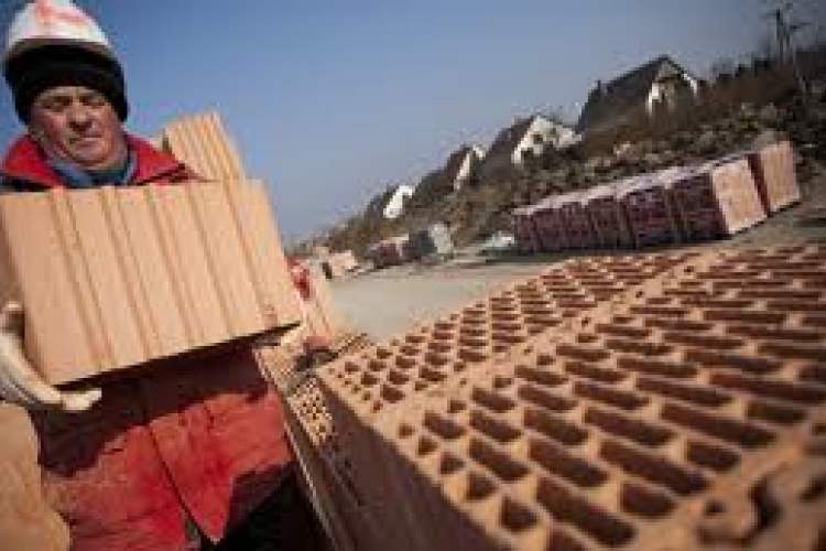 Megreguláznák az építőipart