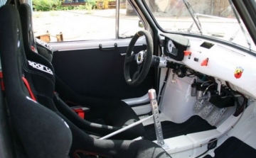 Őrület és szerelem – a 165 lóerős Fiat 600 Abarth