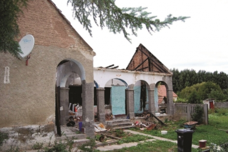 Templomban bujkált